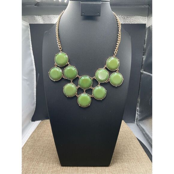 Green Bib Bauble Necklace Gold tone Chain St Patricks Day Jewelry - Picture 1 of 9